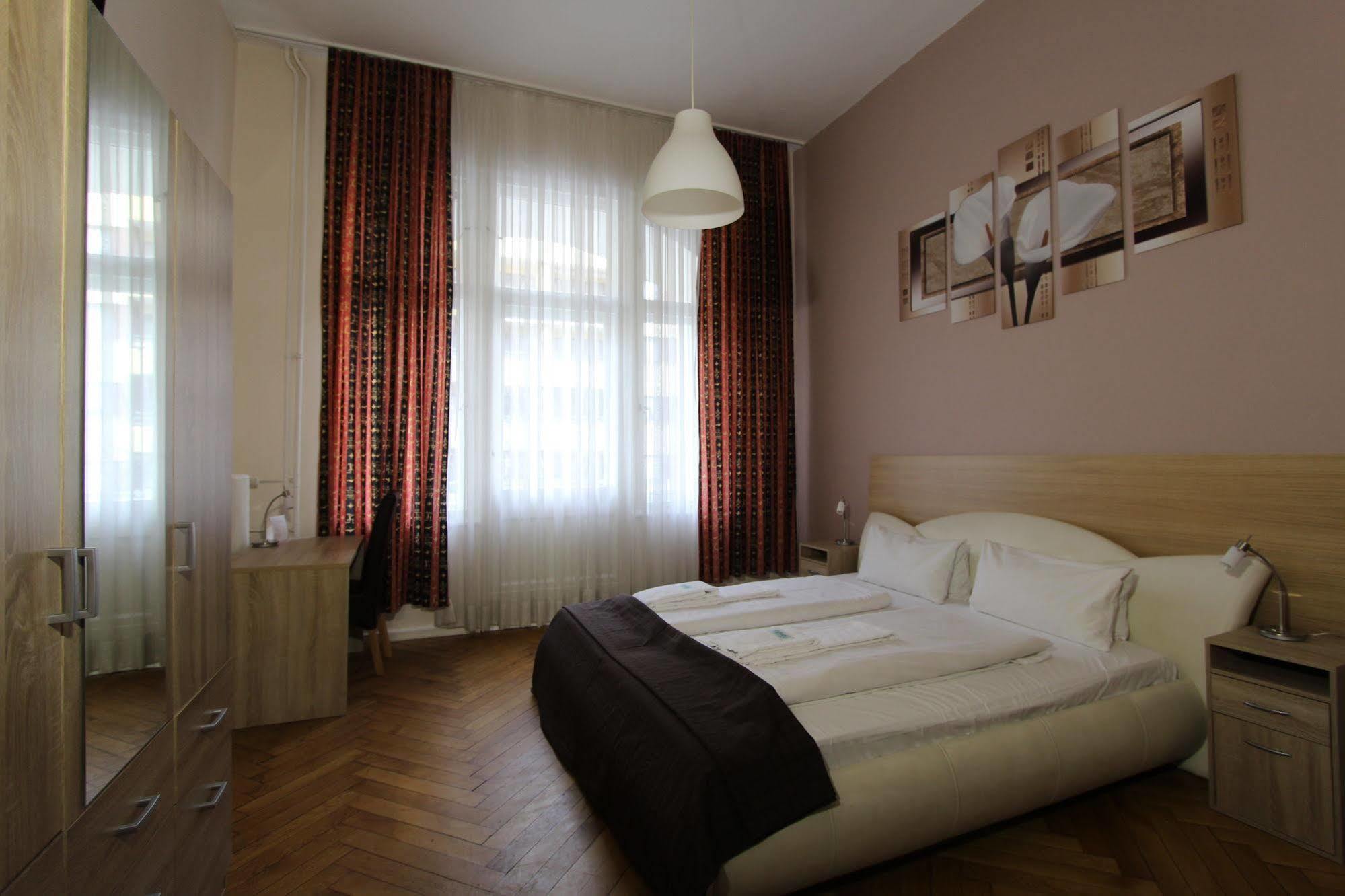 Hotel Elegia Am Kurfuerstendamm Берлин Экстерьер фото