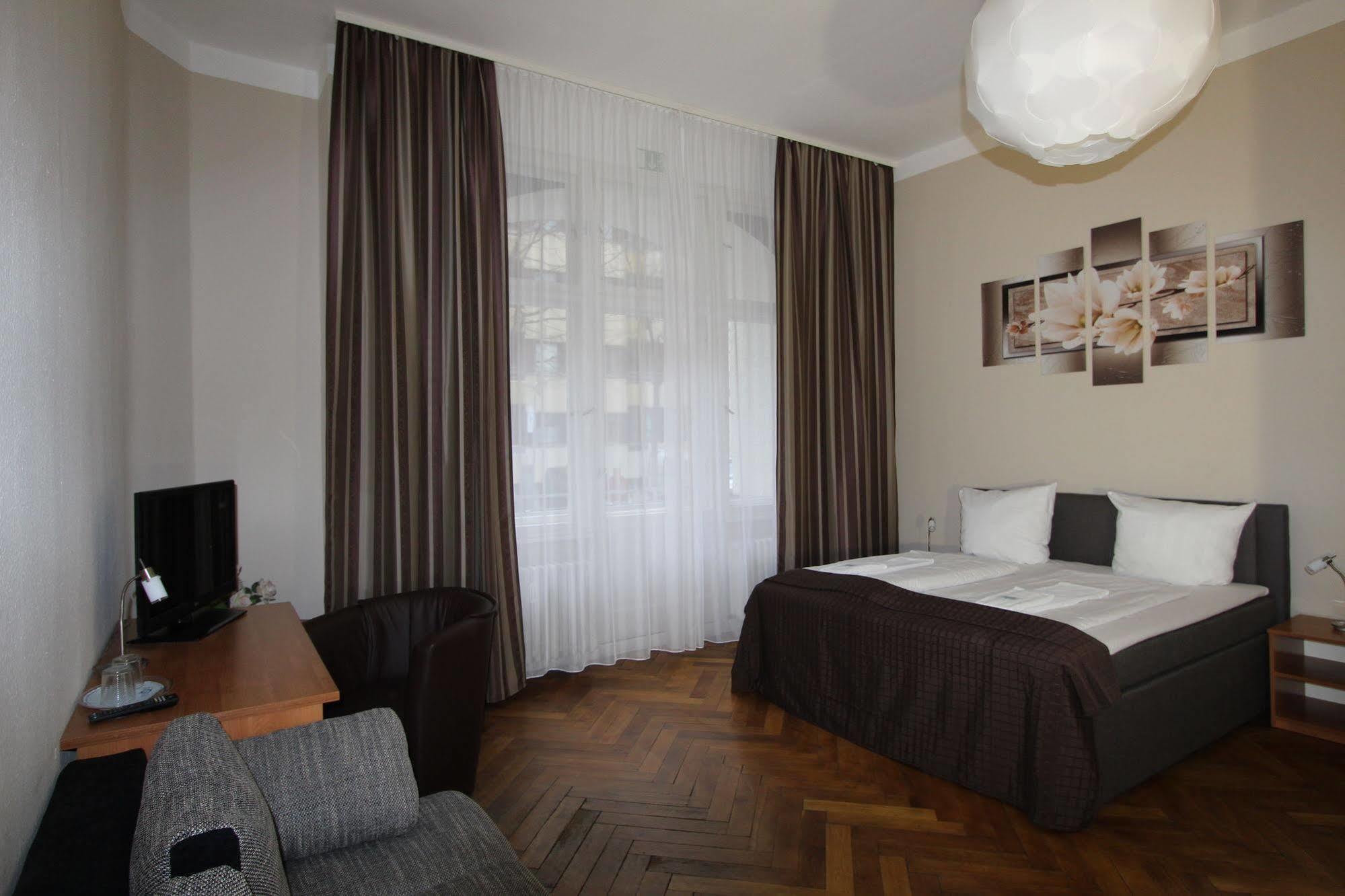 Hotel Elegia Am Kurfuerstendamm Берлин Экстерьер фото