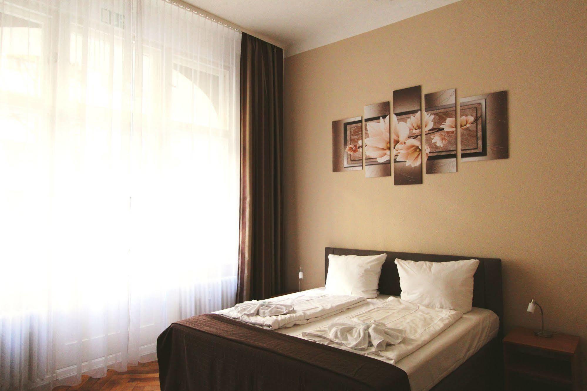 Hotel Elegia Am Kurfuerstendamm Берлин Экстерьер фото