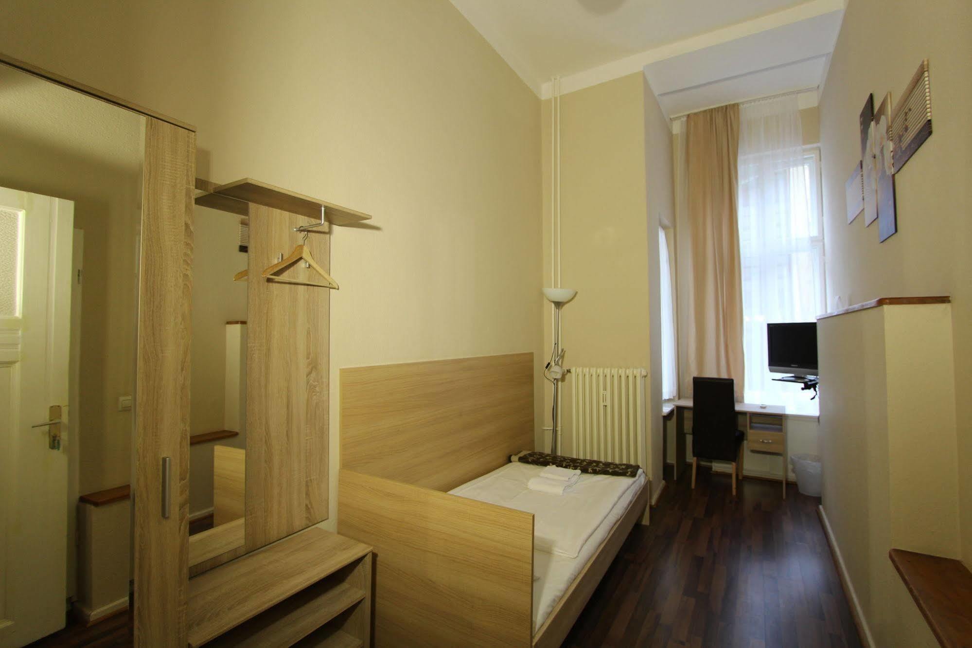 Hotel Elegia Am Kurfuerstendamm Берлин Экстерьер фото